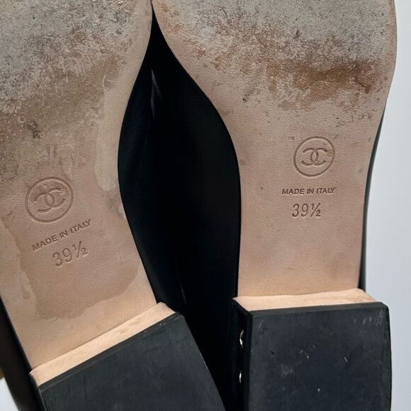 Chanel Black Lambskin Leather Interlocking CC Pointed Toe Chain Loafer Size 39.5 - Picture 13 of 15